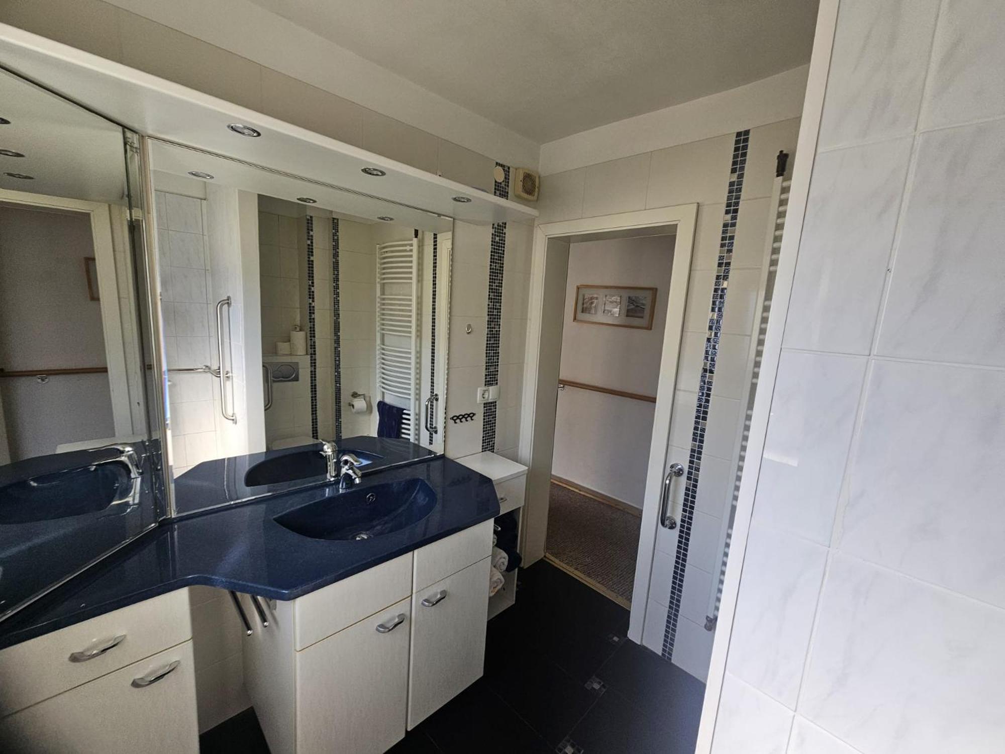 Apartment Schoene Vollmoeblierte In - Forstfeld